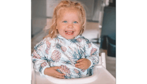 Лигавче-со-долги-ракави