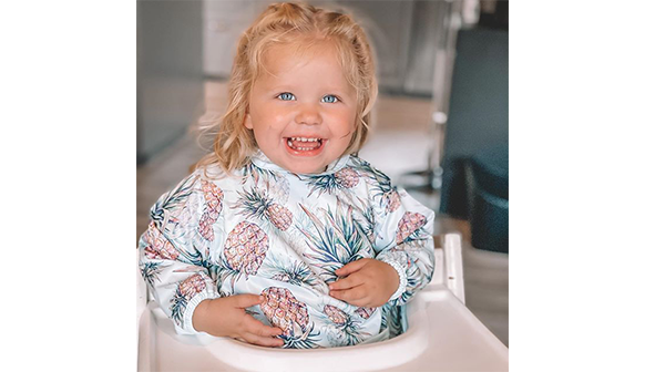 Лигавче-со-долги-ракави